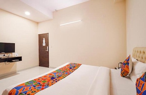 HBR Layout Hotel | FabHotel L Park HBR Layout