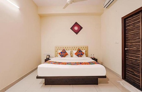 HBR Layout Hotel | FabHotel L Park HBR Layout