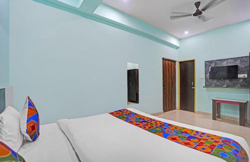 Danapur Hotel | FabHotel Maa Tara