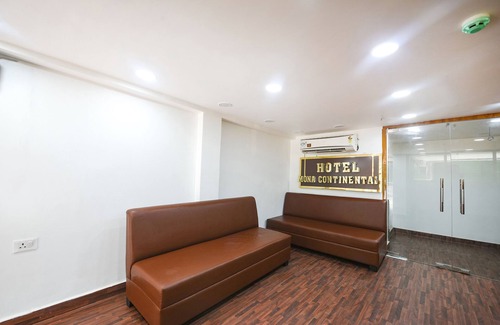 Preet Vihar Hotel | Fabhotel Mona Continental