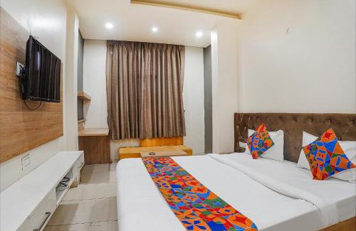 Bhopal Hotel | FabHotel Om Palace