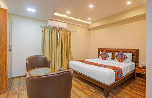 Bengaluru Hotel | FabHotel Pooja