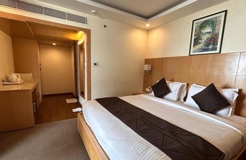 Rajahmundry Hotel | Fabhotel Prime La Hospin