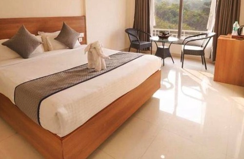 Pilerne Hotel | Fabhotel Prime Wayfarer