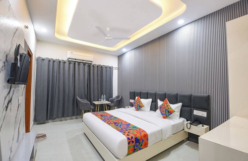 Mohali Hotel | Fabhotel Regal