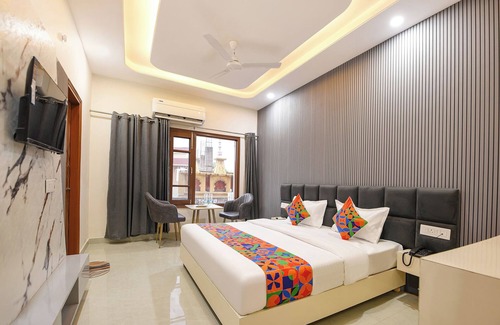 Mohali Hotel | Fabhotel Regal