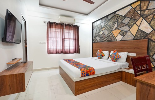 Madiwala Hotel | Fabhotel Royal Comfort Madiwala