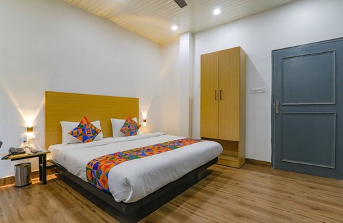 Kanpur Hotel | Fabhotel Super 3 Premium Ii
