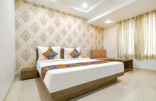 Indore Hotel | FabHotel Ten Eleven