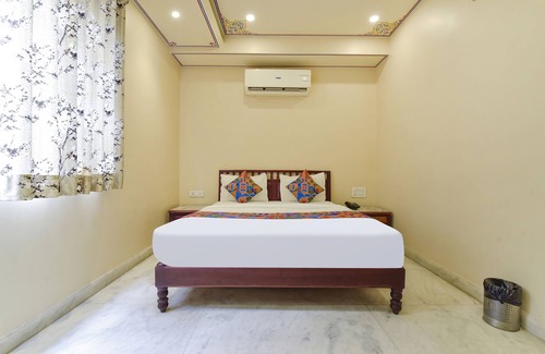 Durgapura Hotel | Fabhotel The Bayan Elegance