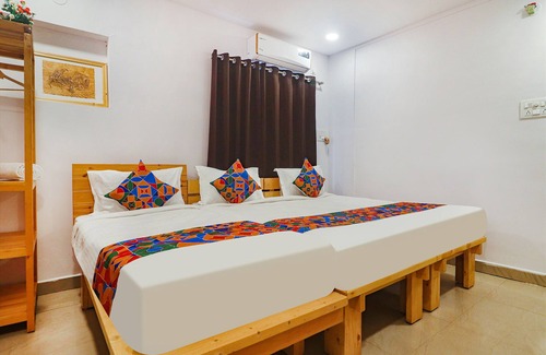 Kukatpally Housing Board Colony Hotel | Fabhotel The Green Leaf