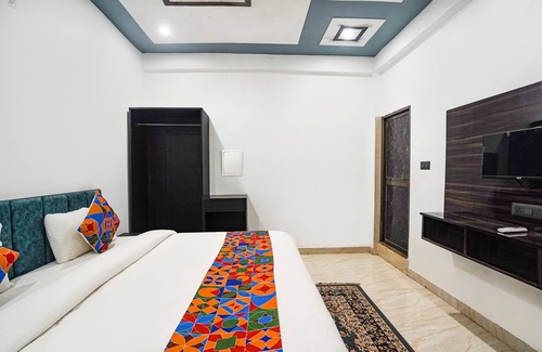 Faizabad Hotel | Fabhotel The Oak Tree
