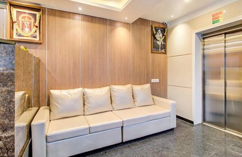 BTM Layout Hotel | Fabhotel The Rs Suites
