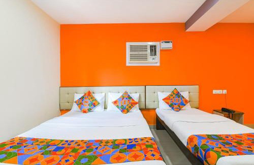 Nandambakkam Hotel | FabHotel VRJ Residency - 500M from Chennai Trade Center