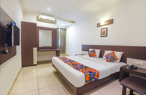 Uttukuli Hotel | FabHotel White Clouds