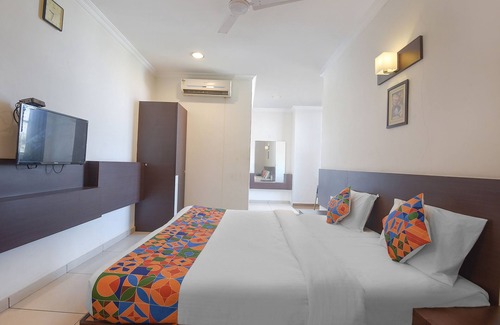 Uttukuli Hotel | FabHotel White Clouds