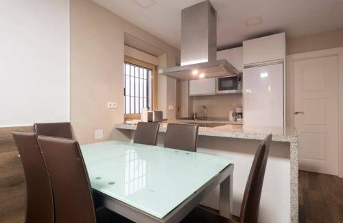 Genil Apartment | Fabuloso Piso junto a Paseo de la Bomba