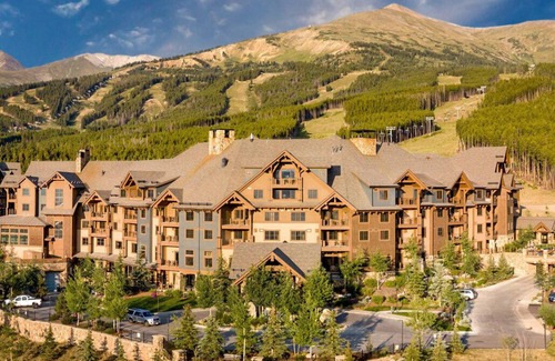 Breckenridge Resort | Fabulous 1 BR Master suite on the mountain - Perfect for Ski In/Ski out