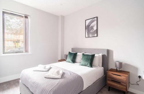 Liverpool Apartment | Fabulous 2 Bed Apartment in Waterloo Liverpool