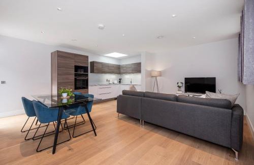Queenstown Apartment | Fabulous 2 Bed Maisonette Battersea