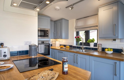 Freathy Ski Chalet | Fabulous 3 bed Freathy chalet with a wonderful view
