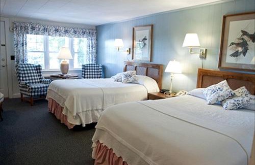 Lincolnville House | Fabulous Bed and Breakfast Getaway for Four in Lincolnville, Maine