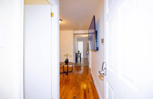 Queens Apartment | Fabulous Bedroom for 2 people in Elmhurst, NY