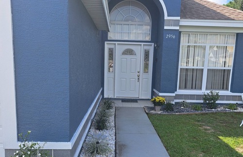Lindfields Villa | Fabulous Large Regal Villa 4 BR/Pvt Fantastic Pool & Free Wifi near Disney World