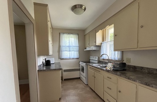 Hummelstown House | Fabulous location! Three miles to HersheyPark, shopping, and entertainment
