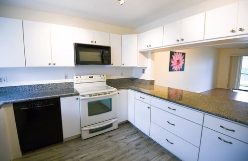 Stuart Condo | Fabulous, Serene First Floor Condo Oasis in Stuart