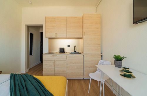 Bucharest City-Centre Condo | Faculty of Law Studios
