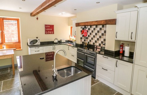 Lincoln Cottage | FAIR LEA BARN, family friendly, luxury holiday cottage in Lincoln