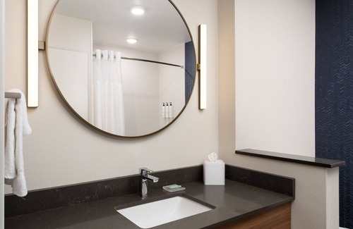 Waycross Hotel | Fairfield By Marriott Inn & Suites Waycross