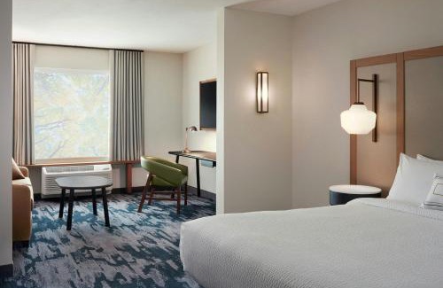 Woodbine Hotel | Fairfield by Marriott Inn & Suites Corbin