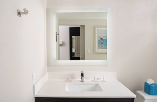 Palm Beach Hotel | Fairfield Inn And Suites By Marriott Palm Beach