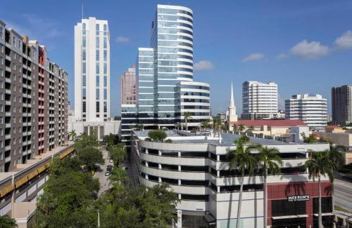 Downtown Fort Lauderdale Hotel | Fairfield Inn & Suites By Marriott Fort Lauderdale Downtown/Las Olas