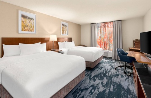 Downtown San Antonio Hotel | Fairfield Inn & Suites by Marriott San Antonio Market Square