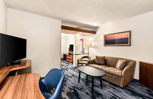 Downtown San Antonio Hotel | Fairfield Inn & Suites by Marriott San Antonio Market Square