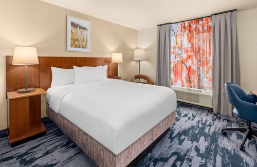 Downtown San Antonio Hotel | Fairfield Inn & Suites by Marriott San Antonio Market Square