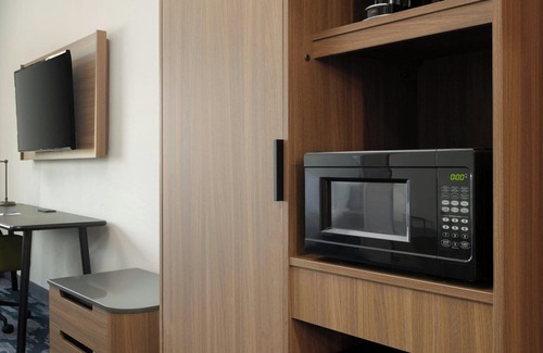 Scottsdale Osborn Plaza Apartment | Fairfield Inn & Suites by Marriott Scottsdale Old Town