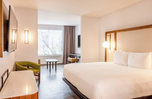 Downtown Cancun Hotel | Fairfield Inn & Suites by Marriott Cancun Downtown