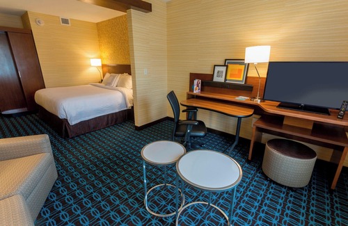 Western Gardens Hotel | Fairfield Inn & Suites by Marriott Geneva Finger Lakes