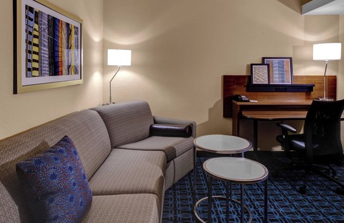 Suwanee Hotel | Fairfield Inn & Suites by Marriott Atlanta Suwanee
