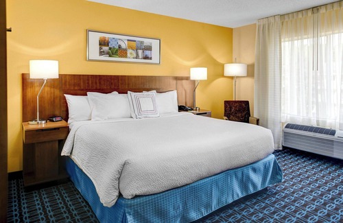 Suwanee Hotel | Fairfield Inn & Suites by Marriott Atlanta Suwanee