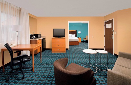 Victory Hills Hotel | Fairfield Inn & Suites by Marriott Albuquerque Airport
