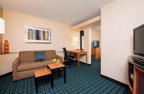 Bloomington Hotel | Fairfield Inn & Suites by Marriott Bloomington