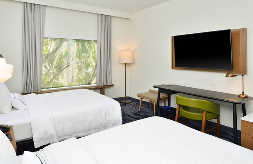 University Place Hotel | Fairfield Inn & Suites by Marriott Charlotte University Research Park