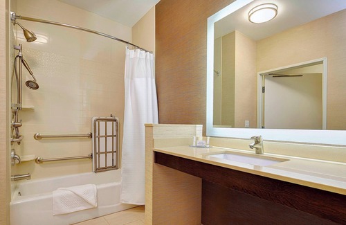Aviara Hotel | Fairfield Inn & Suites San Diego Carlsbad