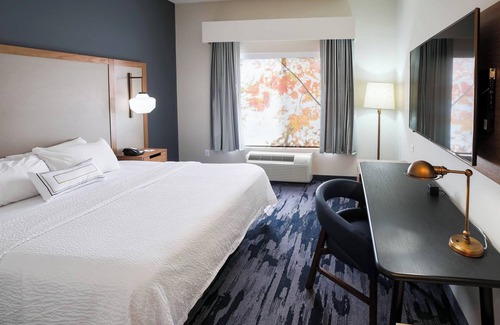 Elizabethtown Hotel | Fairfield Inn & Suites by Marriott Elizabethtown