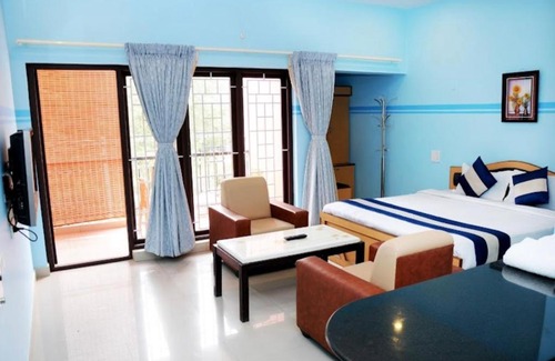 Thalayathimund Hotel | Fairstay Ooty